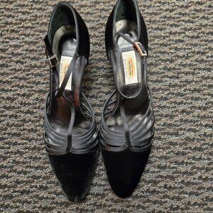 Talbots Black Velvet T-Strap Heels 8M Made in Italy Satin Trim Gala Party Dress